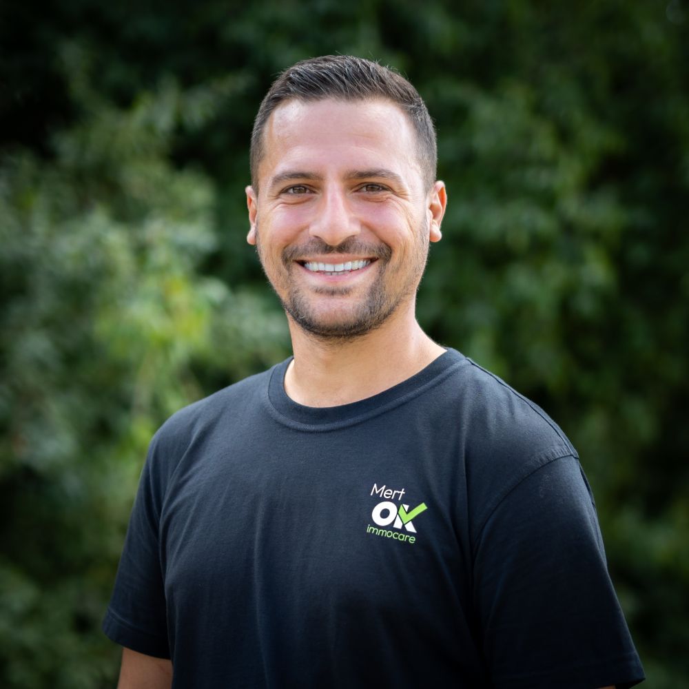 Mert Tozkular ist Mitarbeiter bei OK immocare.